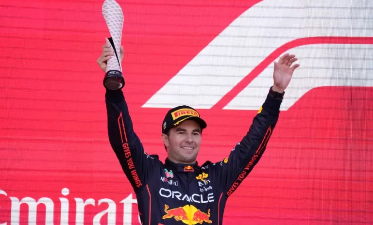 Max Verstappen y ‘Checo’ Pérez se alzan como 1 y 2 en el Gran Premio de Azerbaiyán