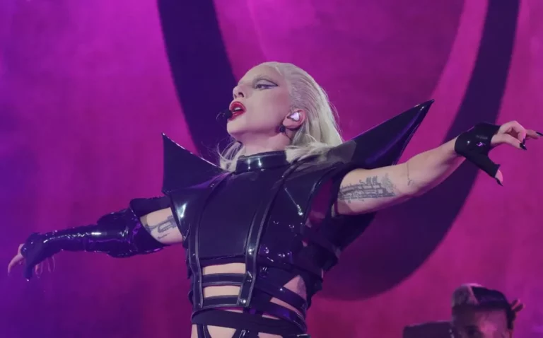 Regresa Lady Gaga a los escenarios con su gira ‘Chromatica Ball Tour’