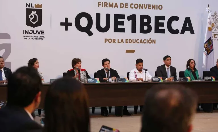 Presenta gobierno de NL plataforma de becas “+Que1Beca”