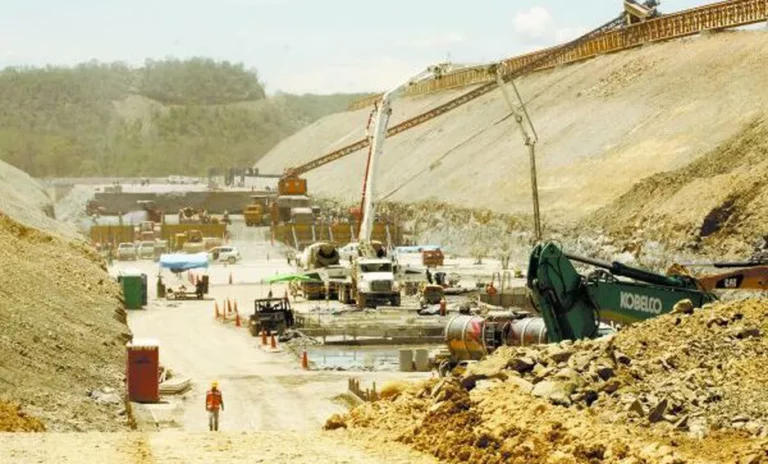 Pronostica Samuel García que NL recibirá más agua de la que hoy se requiere en 2023