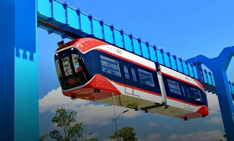 Concluyen pruebas del primer tren aéreo de levitación magnética en China