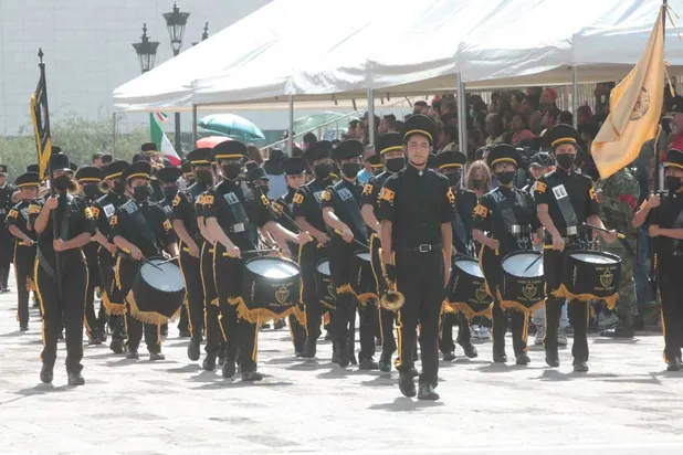 Conmemoran 212 aniversario de la Independencia de México en Nuevo León