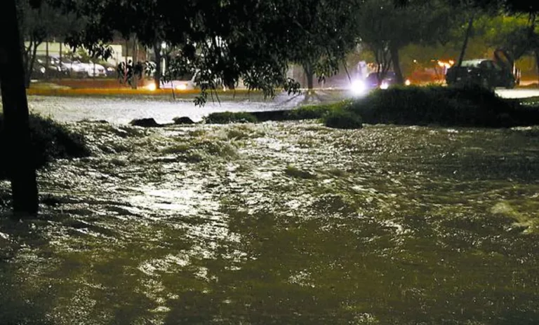 Reportan cuatro muertos, dos desaparecidos y daños por lluvias en NL