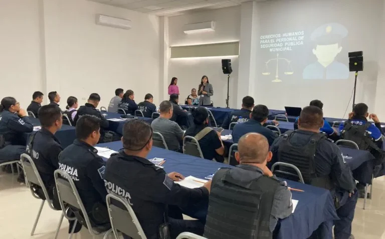 Realiza Santa Catarina capacitación a policías en derechos humanos