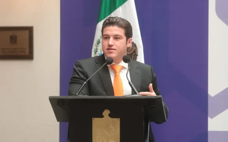 Se expresa gobernador de NL a la aprobación de nueva Constitución