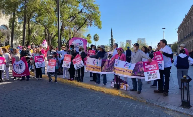 Marcharán regios por el INE en Monterrey