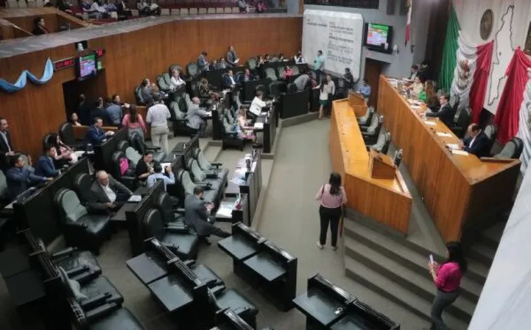 Detienen envío de los cuatro finalistas para Fiscal de NL hasta resolución de amparos