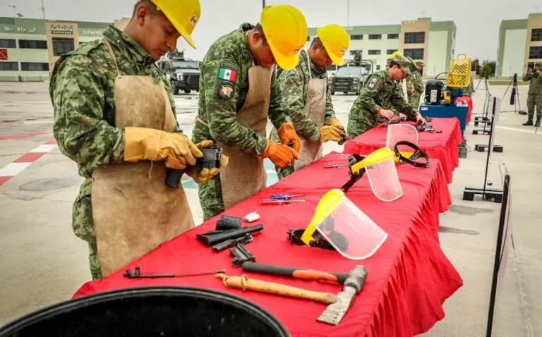 NL: Sedena destruye más de mil armas durante ceremonia en la Séptima Zona Militar