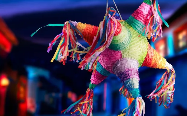 Ofrece Museo de Historia Mexicana taller gratuito de  piñatas