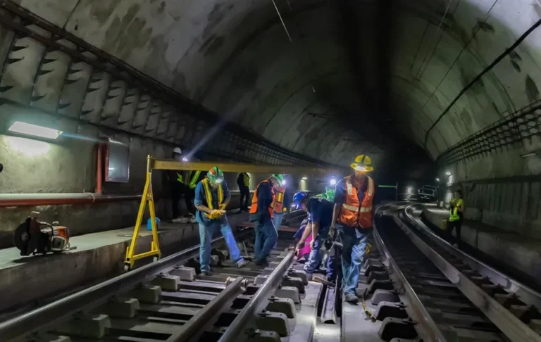 Trabajadores ven sabotaje con fines políticos en incidentes del Metro