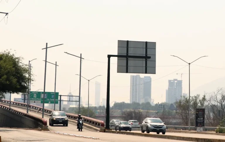 Anuncian cierre de carriles exprés de Morones Prieto