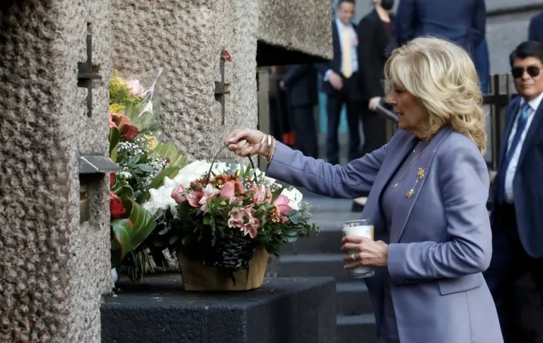 Jill Biden acude a la Basílica de Guadalupe tras arribar a México