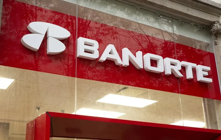 Banorte y Oxxo regresan alianza y establecen acuerdo