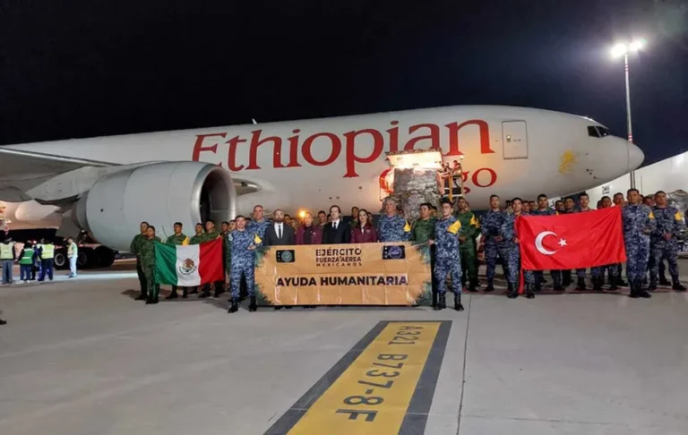 Envía México 100 toneladas de ayuda humanitaria a Turquía