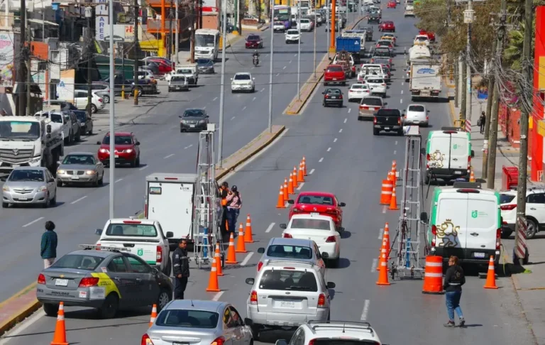 Llevan a cabo verificación vehicular en Santa Catarina