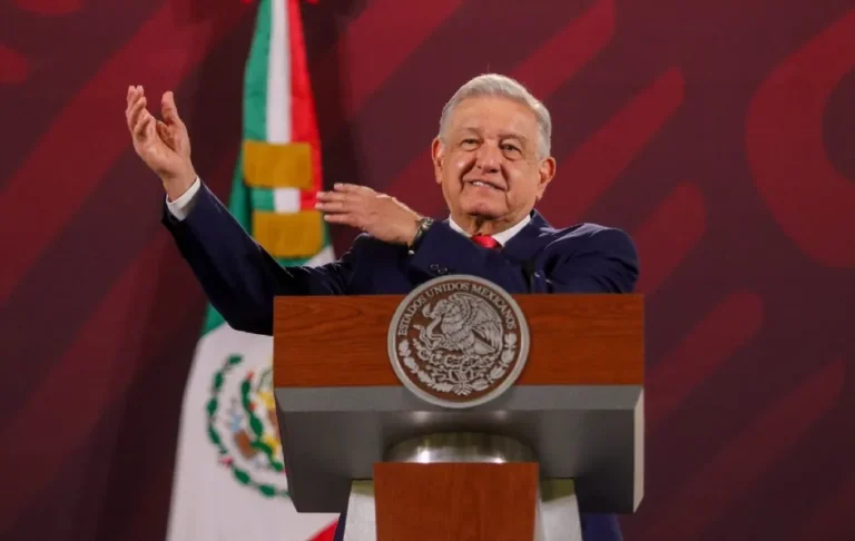 Anuncia López Obrador tendrá videollamada con Elon Musk