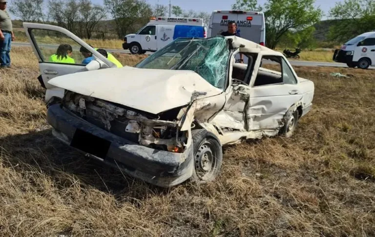 Fallece hombre tras choque en Carretera Nacional; reportan tres personas heridas