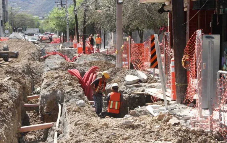 Buscan vecinos diálogo con autoridades por obras en Centrito Valle