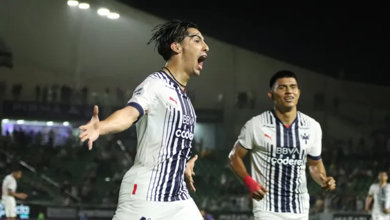 Ganan Rayados al Mazatlán en jornada 16 de la Liga MX