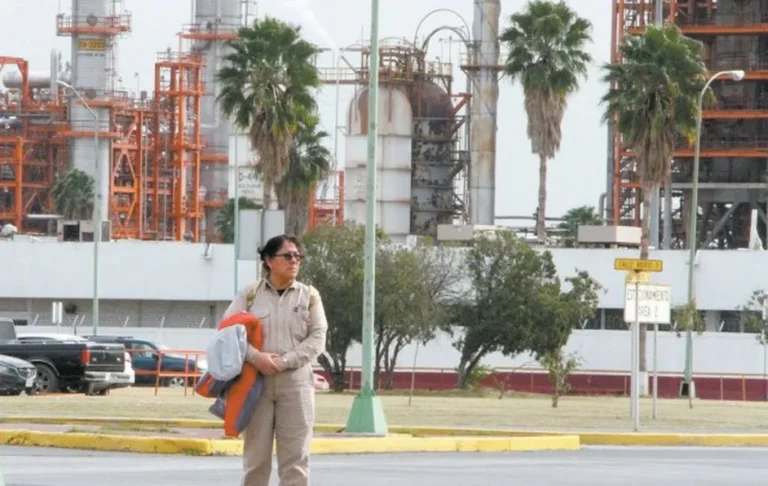 Refuerza San Pedro los estudios sobre refinería de Cadereyta