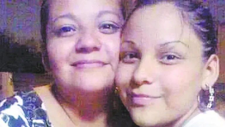 Madre recuerda a su hija quien murió de leucemia a los 17 años