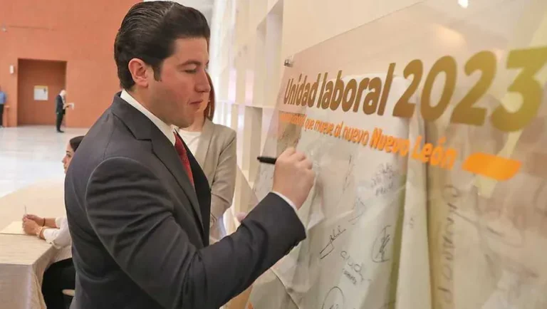 Reconoce Samuel García la paz laboral en Nuevo León