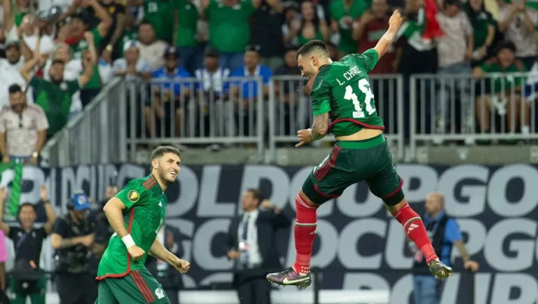 México gana a Honduras en su debut de la Copa Oro