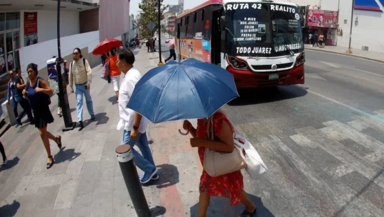 Continuarán altas temperaturas este domingo, en Nuevo León