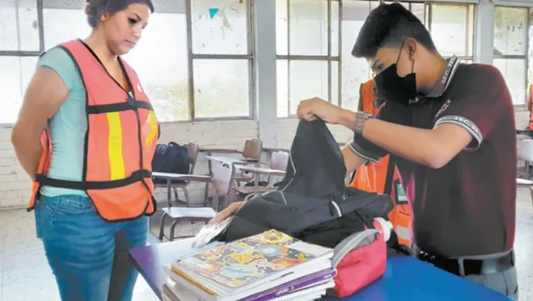 Señalan aplicarán operativo mochila en planteles que lo soliciten