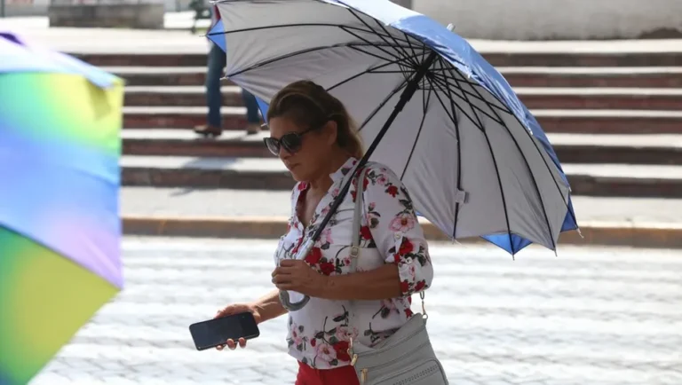 Prevén para hoy temperaturas máximas de 35 a 40 en Nuevo León