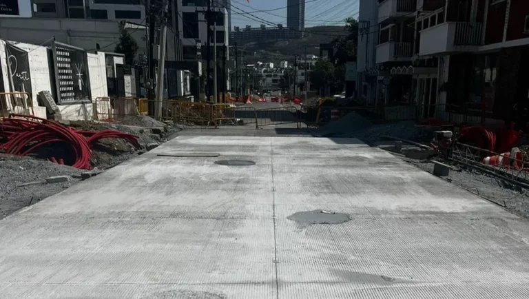 Realiza San Pedro demolición y reposición de concreto en calle Tamazunchale