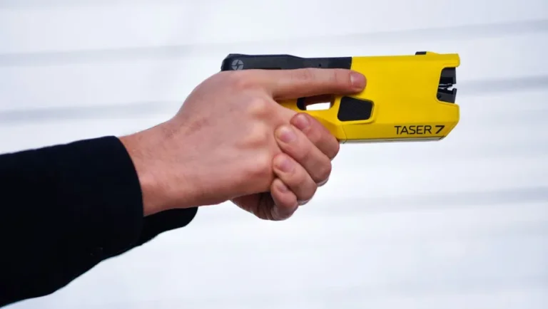 Obtiene Policía de Escobedo dispositivo TASER para mejorar seguridad