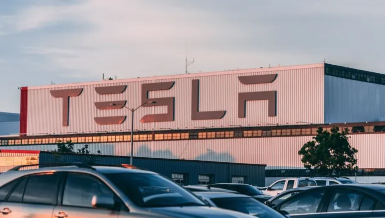 Tesla nunca registró inversión en Nuevo León: Economía