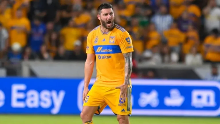 Remonta Tigres a León con gol 200 de Gignac