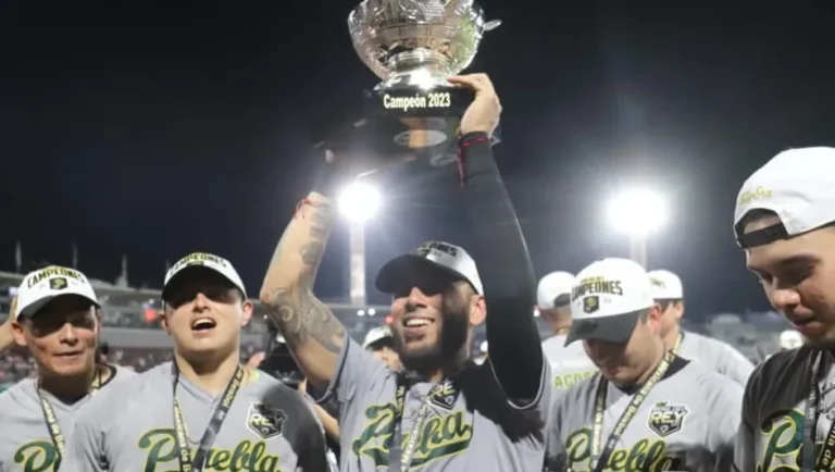 Se coronan Pericos de Puebla campeones de la LMB