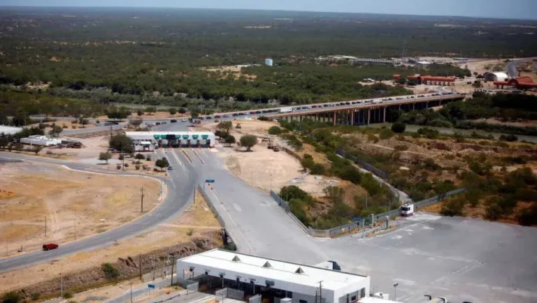 Expropia NL predio de 229 hectáreas para carretera Gloria-Colombia