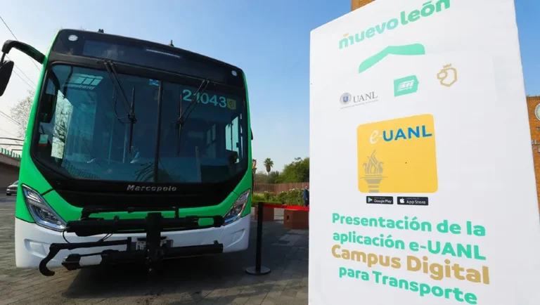 Anuncian pago electrónico para estudiantes de la UANL en transporte público