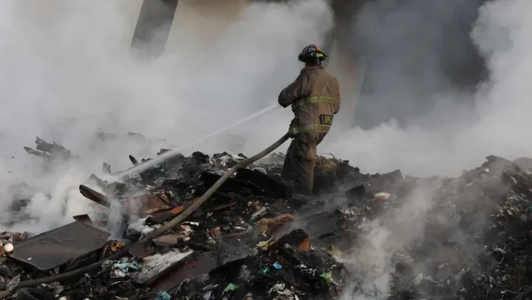 Denunciará Simeprode incendio; presumen que fue provocado