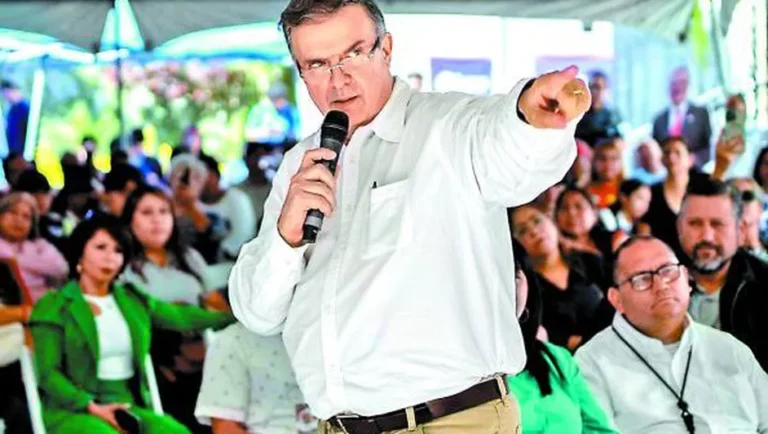 Marcelo Ebrard admite la posibilidad de irse en noviembre a MC