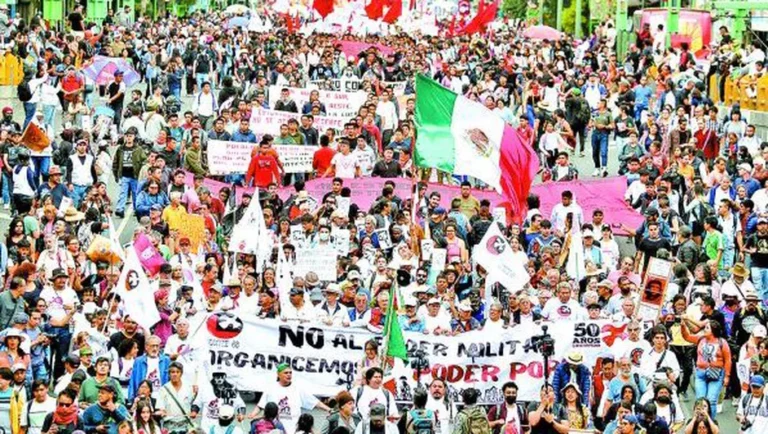 Conmemoran miles 55 años de la matanza estudiantil