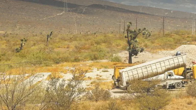 Tesla solicita a Nuevo León obras hídricas, energéticas y ferroviarias