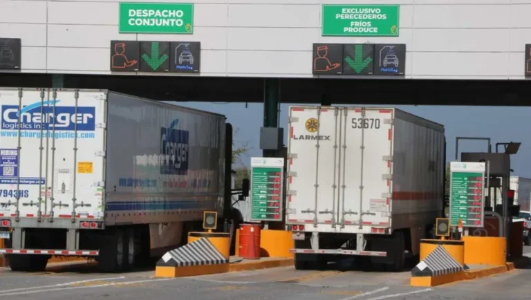 Texas suspende revisión a transporte en el Puente Colombia, anuncia Nuevo León