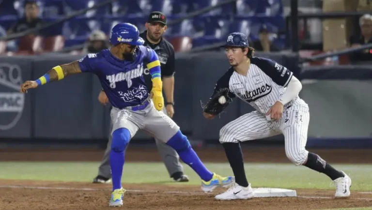 Sultanes de Monterrey pierde ante Yaquis de Obregón en el primer juego de la serie