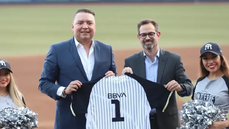 Sultanes de Monterrey y BBVA firman alianza