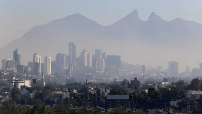 Activan décima alerta ambiental en Nuevo León