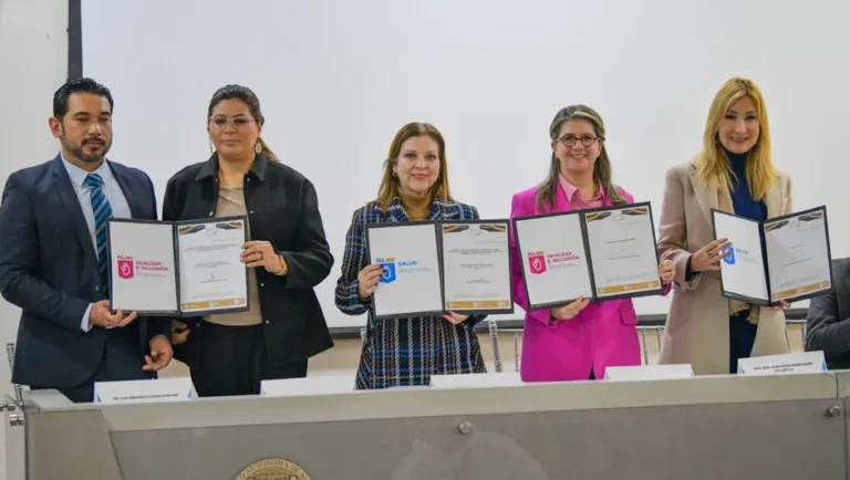 Firman alianza proderechos de personas con VIH/SIDA, hepatitis C e Its en NL