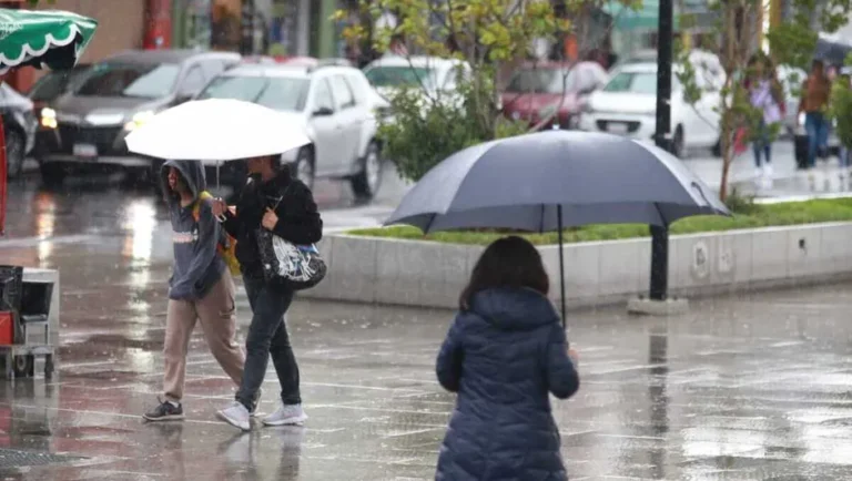 Prevén un jueves nublado y lluvia ocasional en Nuevo León