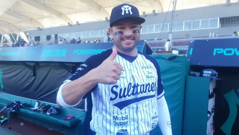 Sultanes de Monterrey visita a Yaquis en Ciudad Obregón