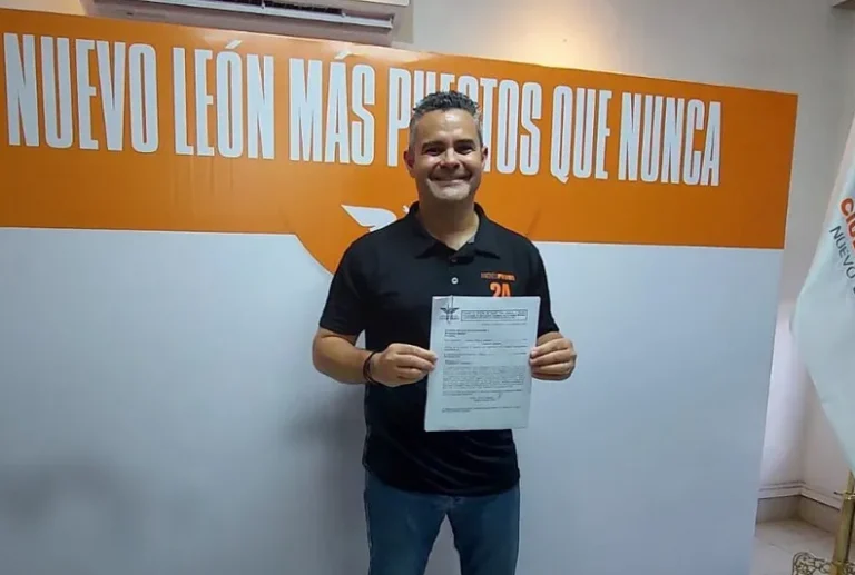 Andrés Pintos se registra como precandidato a la alcaldía de García