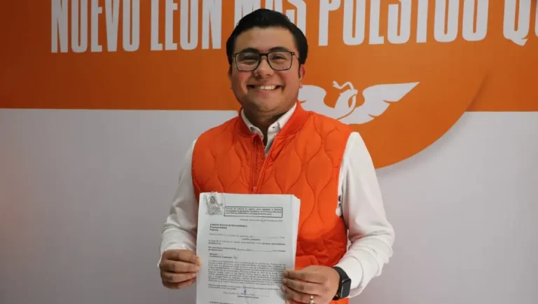 Se registra Félix Arratia como precandidato de MC a la alcaldía de Juárez